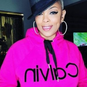 Meet your Posher, Cee